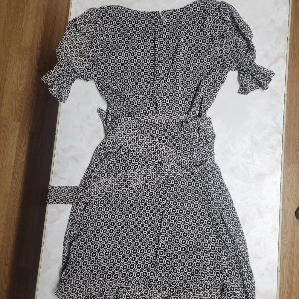 Tommy Hilfiger Wrap Dress Size 2P Gray Black Print Midi Work Office Petite - Picture 7 of 12